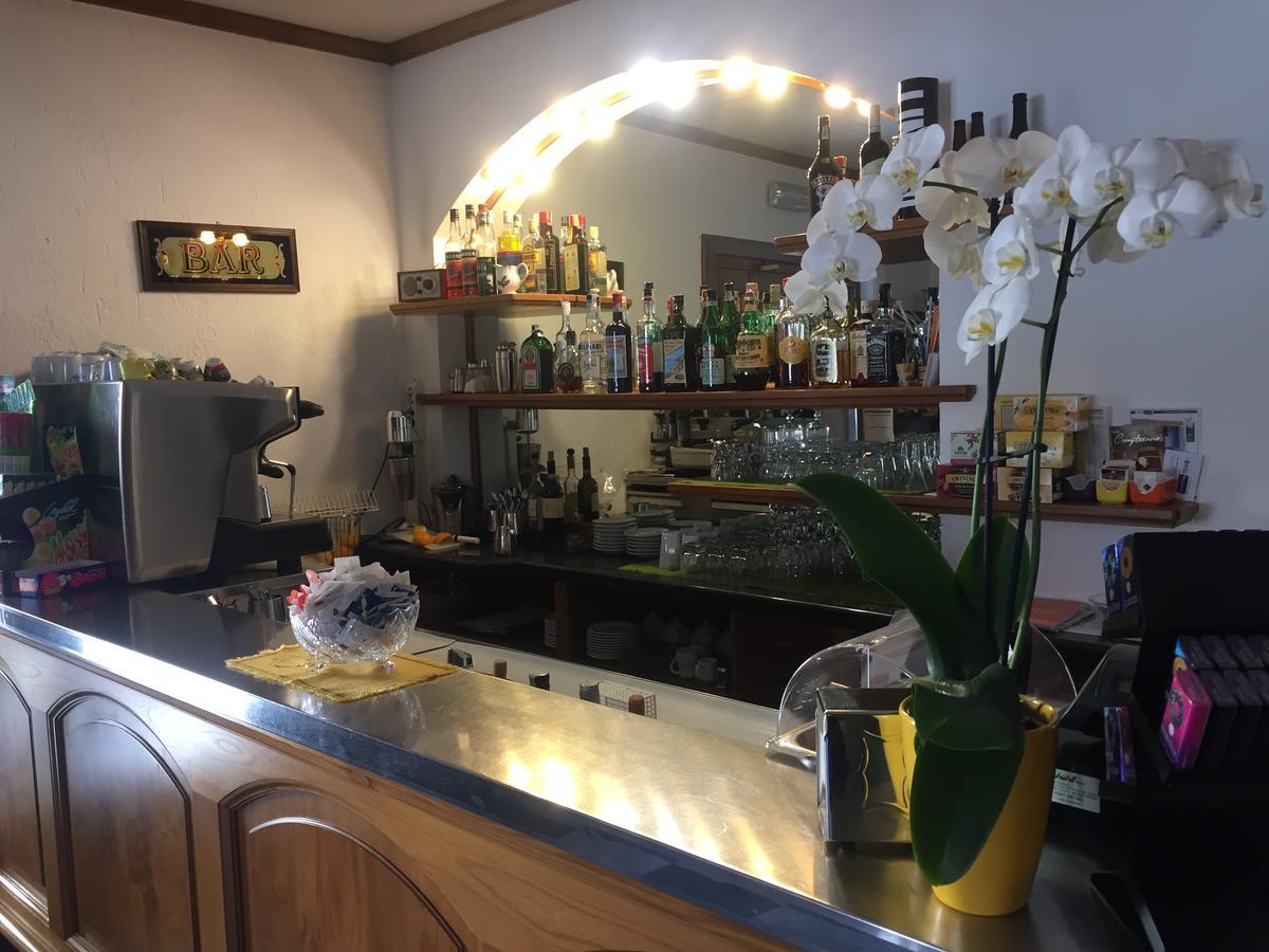 Albergo Maggio ภายนอก รูปภาพ